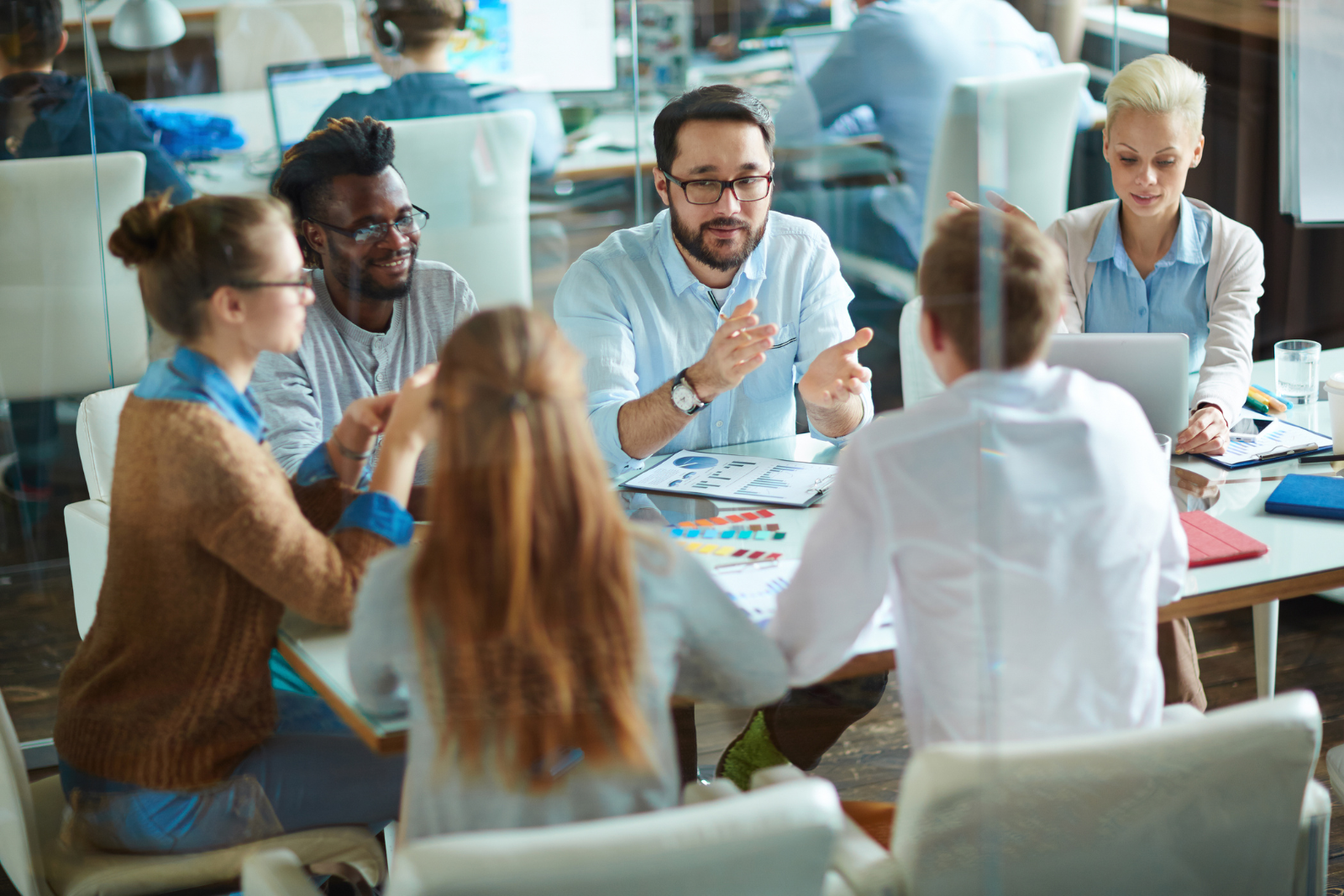 “5 Principais Benefícios para a Empresa em Oferecer um Plano de Saúde Integral aos Funcionários”